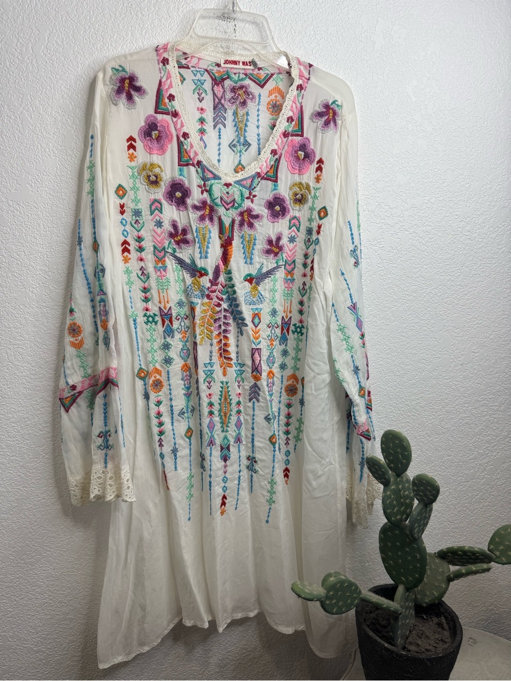 Johnny was embroidered tunic Large